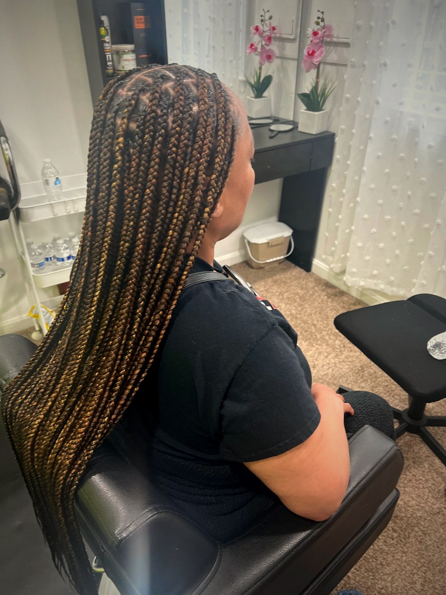 Knotless Braids by Ariane